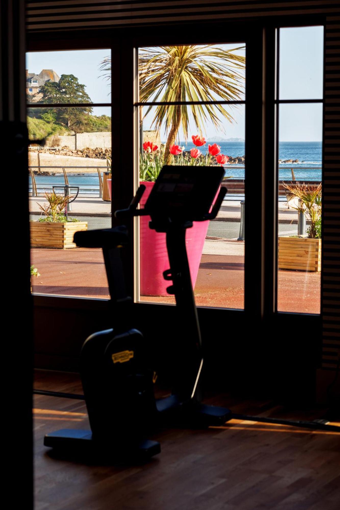 Grand Hotel Perros-Guirec Ngoại thất bức ảnh